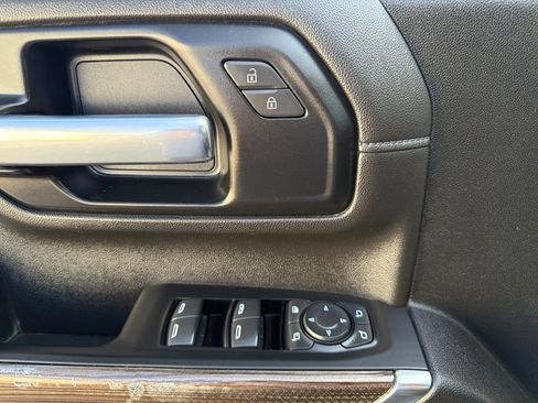 Used 2021 Chevrolet Silverado 2500 LT w/ Fleet Comfort Package AWD/4WD image 23