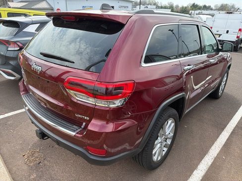 Used 2019 Jeep Grand Cherokee Limited image 2