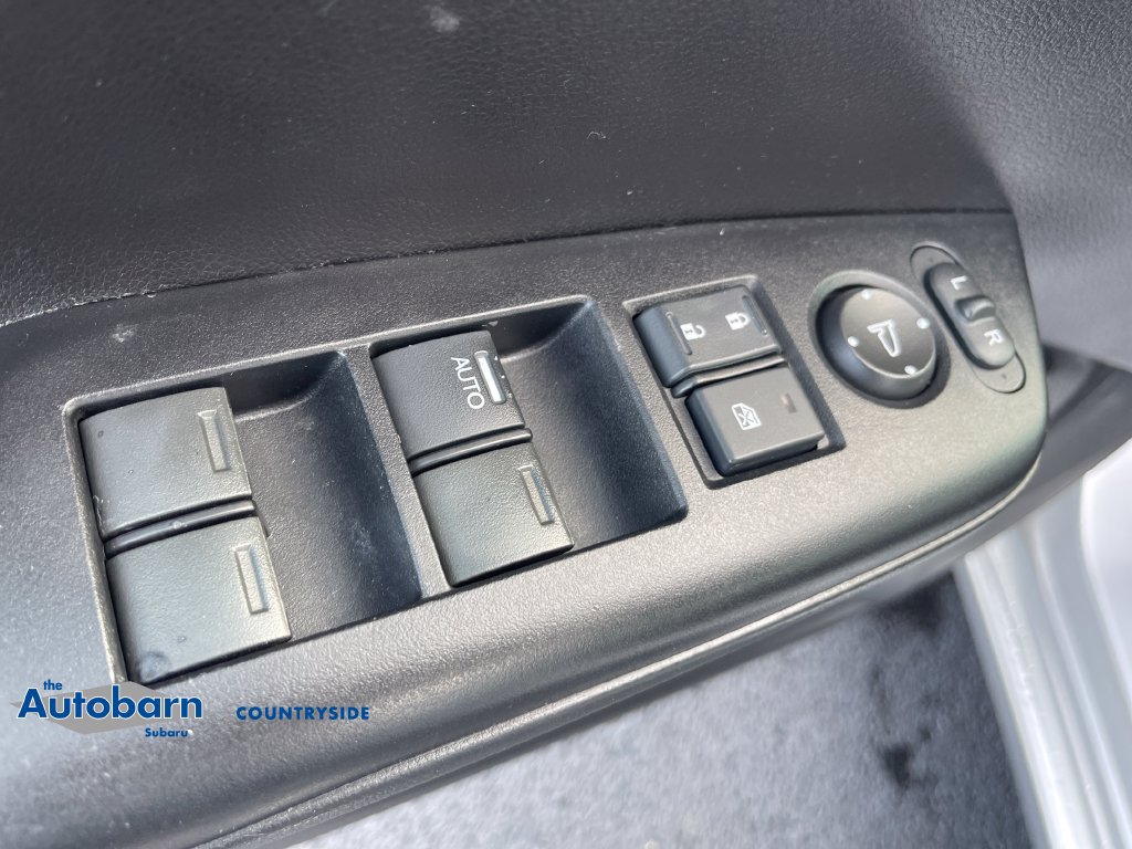 Used 2015 Honda Civic SE image 11