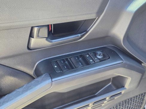 Used 2024 Toyota Tacoma SR5 AWD/4WD image 22