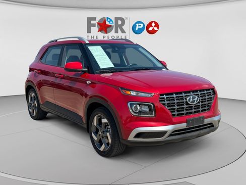 Used 2023 Hyundai Venue SEL FWD image 7