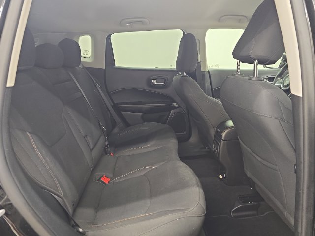 Used 2019 Jeep Compass Sport FWD image 12