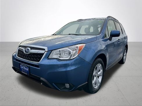 Used 2015 Subaru Forester 2.5i Limited AWD/4WD image 2