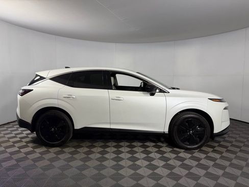 Used 2025 Nissan Murano SV FWD image 5