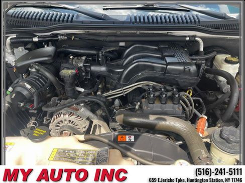 Used 2010 Mercury Mountaineer AWD image 26