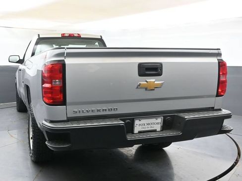 Used 2017 Chevrolet Silverado 1500 W/T AWD/4WD image 4