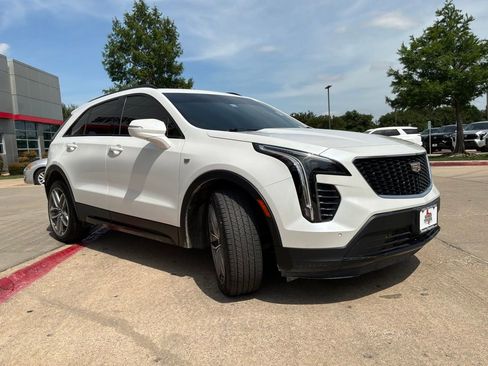 Used 2023 Cadillac XT4 Sport w/ Cold Weather Package FWD image 4