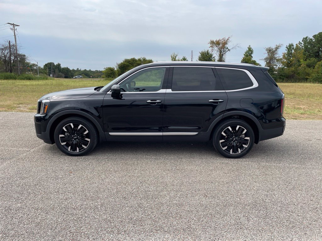 Used 2023 Kia Telluride SX AWD/4WD image 2