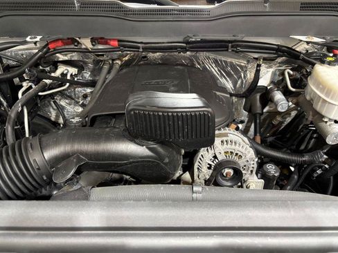 Used 2018 Chevrolet Silverado 2500 W/T w/ Snow Plow Prep Package AWD/4WD image 24