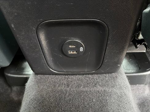 Used 2022 Ford Escape SE w/ Cold Weather Package AWD/4WD image 32