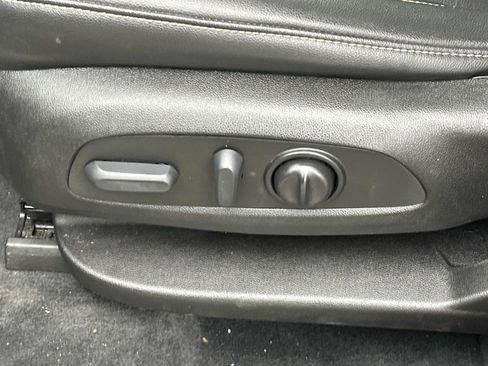 Used 2022 Chevrolet Traverse LT w/ LPO, Floor Liner Package image 24