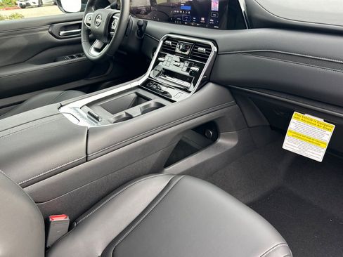 New 2026 Nissan Armada SV image 14