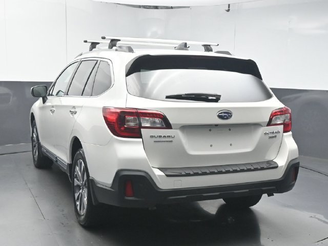 Used 2019 Subaru Outback 3.6R Touring w/ Popular Package #3A AWD/4WD image 6
