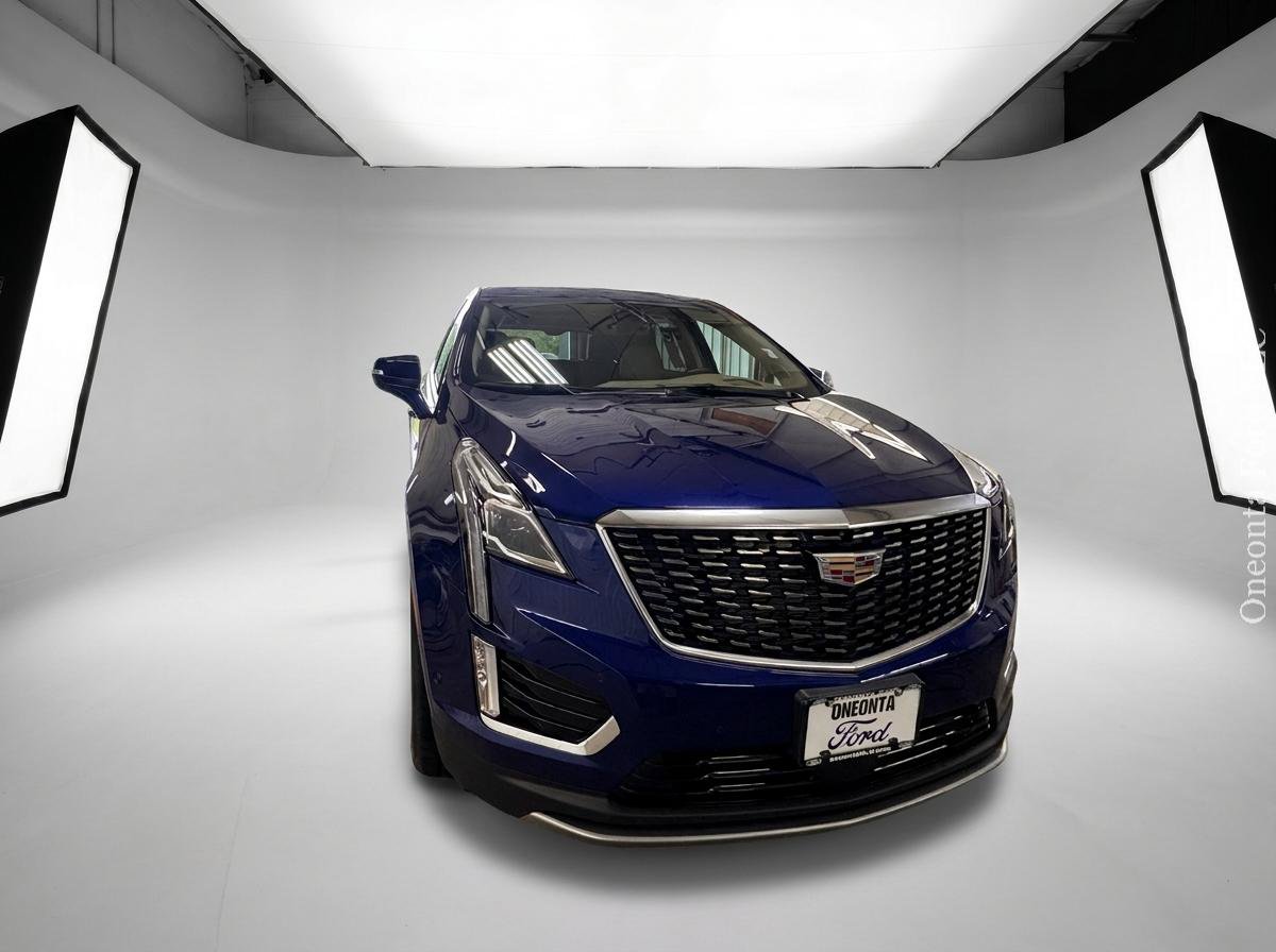 Used 2023 Cadillac XT5 Premium Luxury w/ Platinum Package AWD/4WD image 1