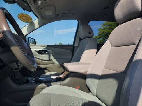 Used 2020 Chevrolet Traverse LT AWD/4WD image 6