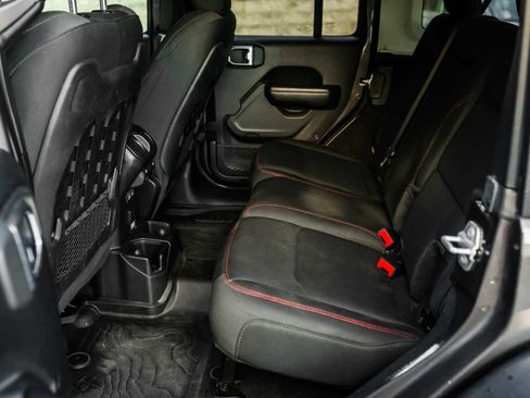 Used 2019 Jeep Wrangler Unlimited Rubicon image 21