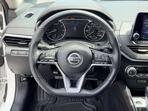 Used 2021 Nissan Altima 2.5 SR AWD/4WD image 18