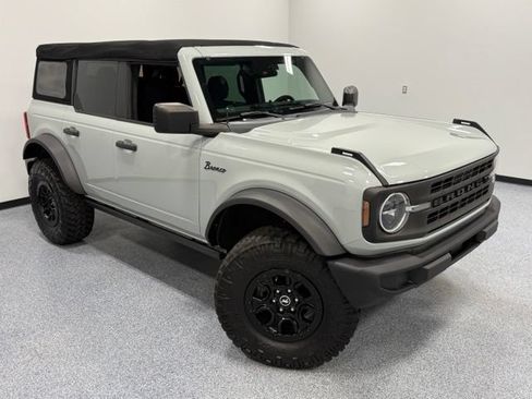 Used 2022 Ford Bronco 4-Door AWD/4WD image 34