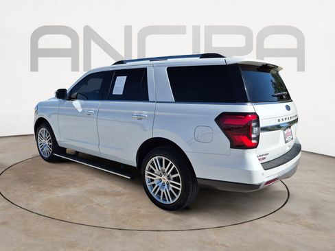 Used 2024 Ford Expedition Limited image 8