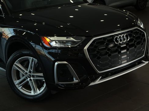 Used 2024 Audi Q5 e Premium Plus image 2