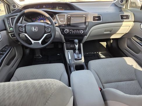 Used 2015 Honda Civic EX image 9
