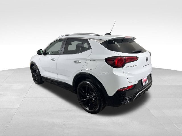 Used 2024 Buick Encore GX Sport Touring w/ Comfort Package FWD image 3