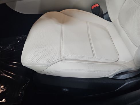 Used 2022 Mercedes-Benz C 300 Sedan image 28
