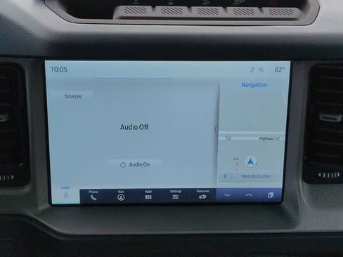 Used 2024 Ford Bronco Outer Banks AWD/4WD image 18