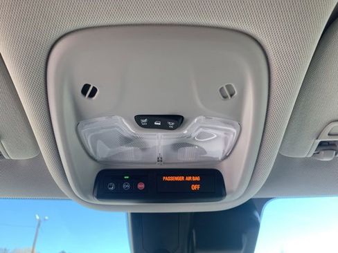 Used 2026 Chevrolet TrailBlazer LT w/ Driver Confidence Package image 33