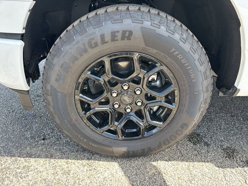 New 2026 Ford F150 XLT w/ Equipment Group 302A MID AWD/4WD image 9