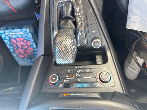 Used 2018 Ford Focus SE w/ SE Appearance Package FWD image 13
