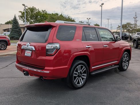 Used 2022 Toyota 4Runner Limited AWD/4WD image 8