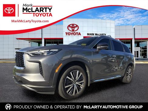 Used 2023 INFINITI QX60 Sensory w/ Vision Package AWD/4WD image 1