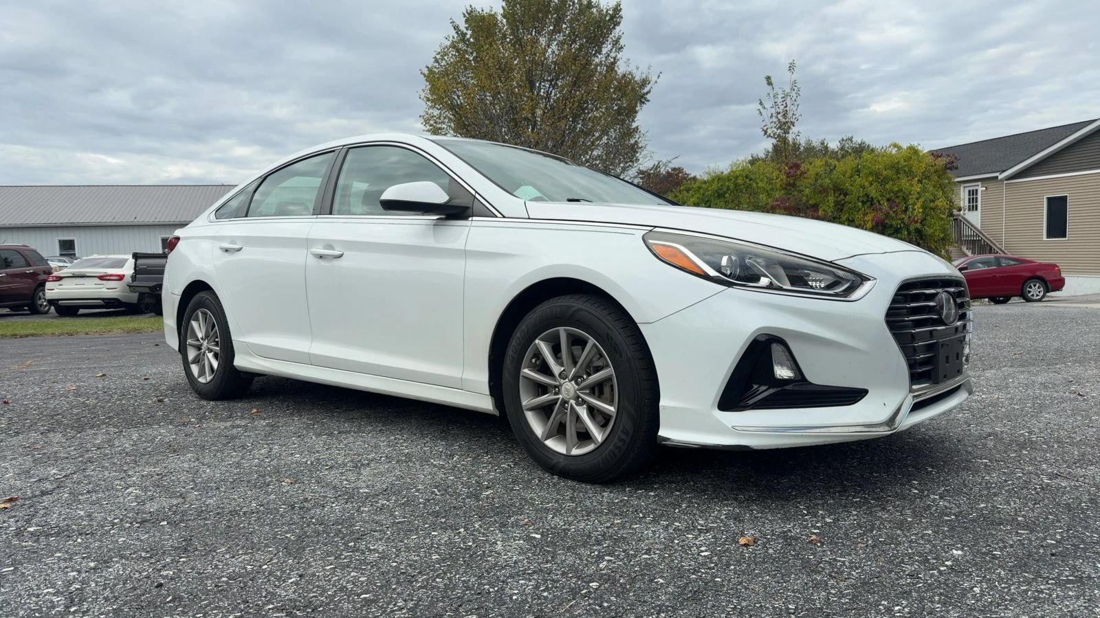 Used 2018 Hyundai Sonata SE FWD image 2