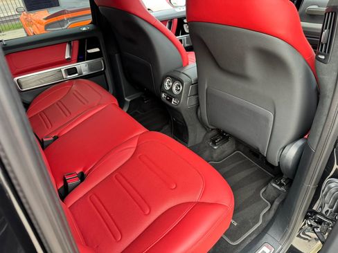 Used 2024 Mercedes-Benz G 550 image 33