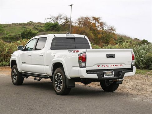 Used 2023 Toyota Tacoma TRD Sport image 7