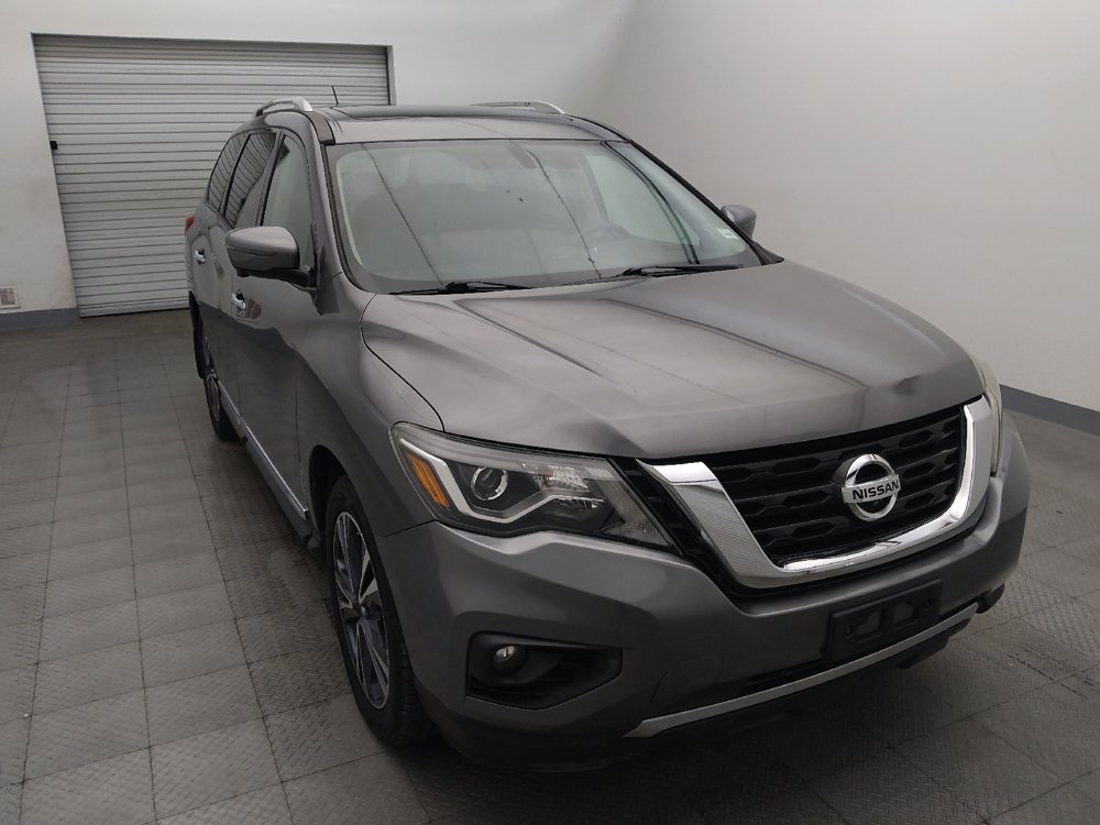 Used 2017 Nissan Pathfinder Platinum w/ Cargo Package FWD image 14