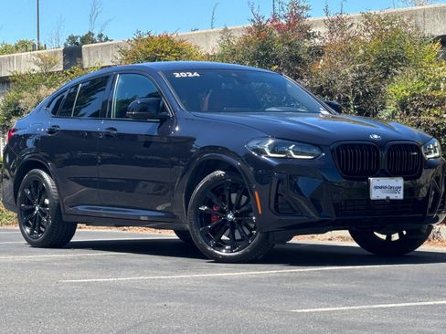 Used 2024 BMW X4 M40i w/ Premium Package AWD/4WD image 2