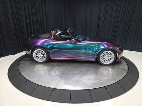Used 2022 MAZDA MX-5 Miata Grand Touring RWD image 14