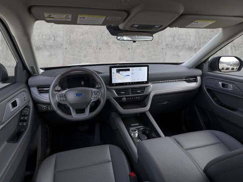 New 2025 Ford Explorer Active w/ Active Comfort Package image 9