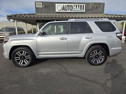 Used 2018 Toyota 4Runner Limited image 2