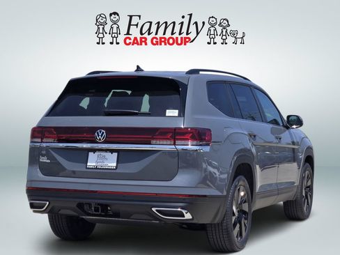 New 2026 Volkswagen Atlas SE FWD image 4