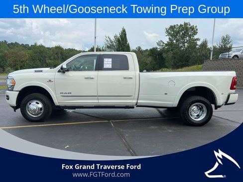Used 2020 RAM 3500 Limited AWD/4WD image 44