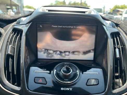 Used 2014 Ford Escape Titanium FWD image 14