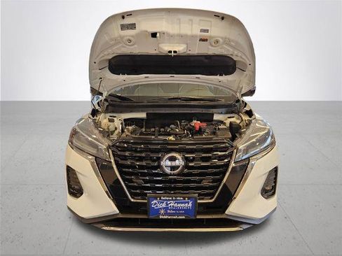 Certified 2023 Nissan Kicks SR w/ SR Premium Package image 5