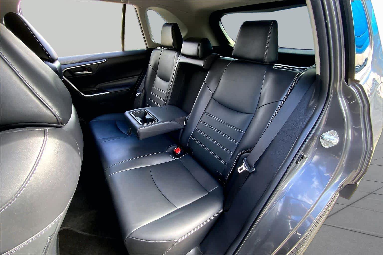 Used 2023 Toyota RAV4 XLE Premium FWD image 20