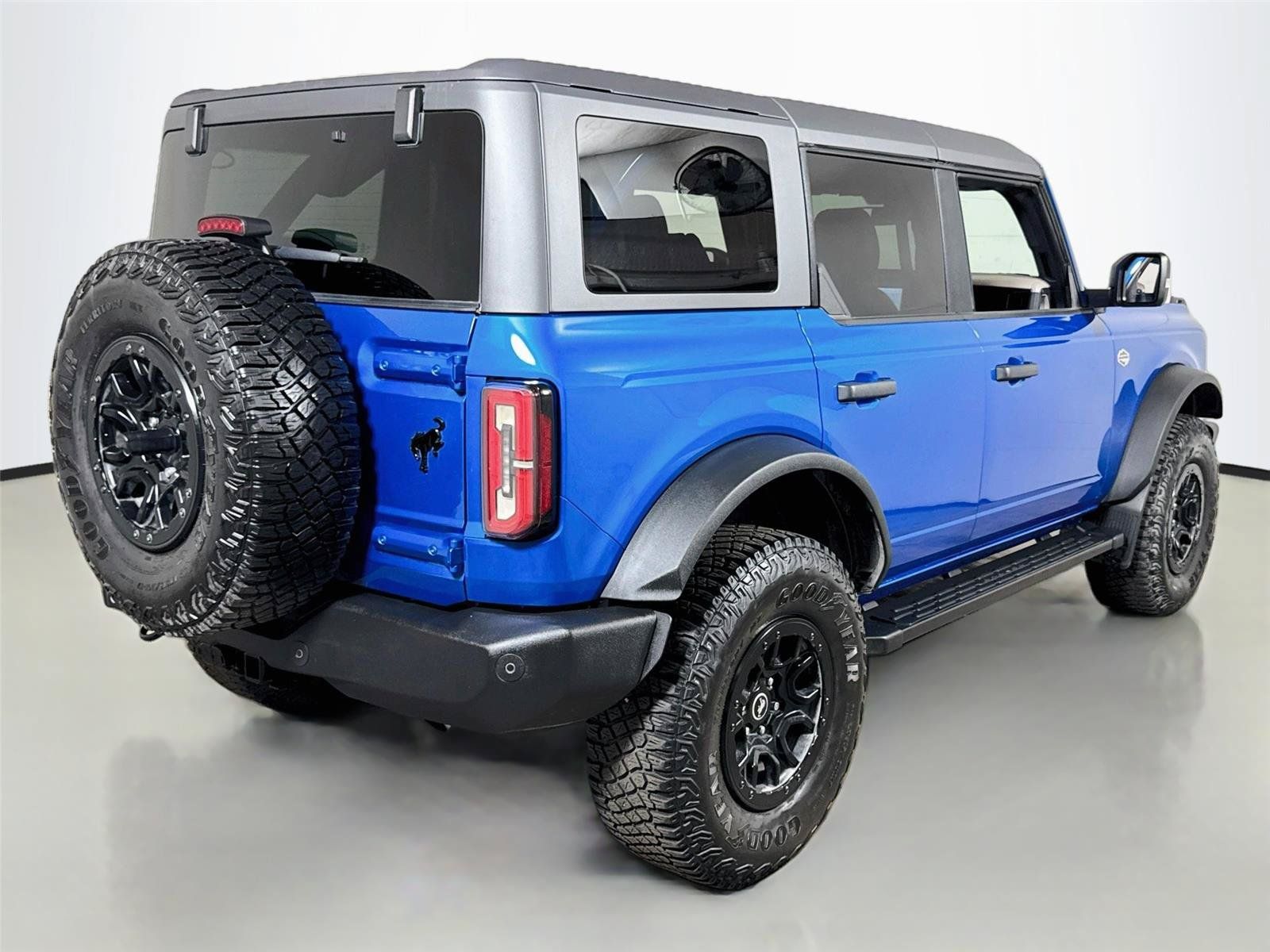 Used 2023 Ford Bronco Wildtrak AWD/4WD image 4
