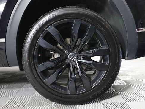 Used 2021 Volkswagen Atlas Cross Sport SEL R-Line w/ Cross Sport MDO Package image 8