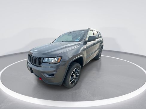 Used 2018 Jeep Grand Cherokee Trailhawk AWD/4WD image 4