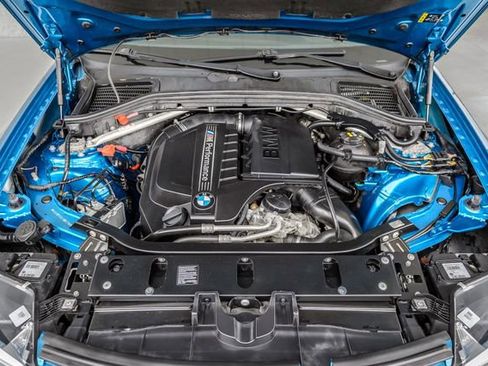 Used 2018 BMW X4 M40i AWD/4WD image 17